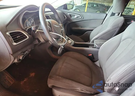 2015 Chrysler 200 Limited z USA, uszkodzony, nr VIN 1C3CCCAB9FN676114